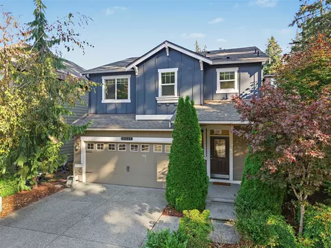 Exterior - 19527 33rd Dr SE, Bothell, WA 98012 photo 4 of 4