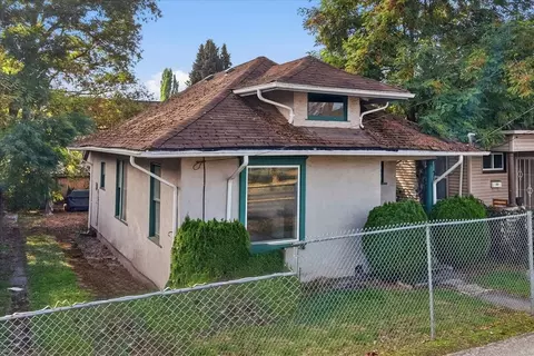 1218 S 25th St, Tacoma, WA 98405