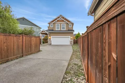 11115 182nd St E, Puyallup, WA 98374