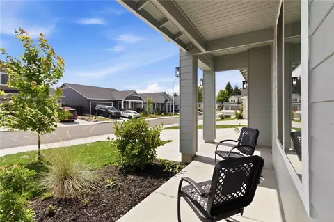 Exterior - 705 Pagget Ave, Winlock, WA 98596 photo 3 of 3
