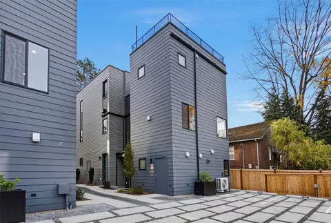 8037 Wallingford Ave N #B, Seattle, WA 98103