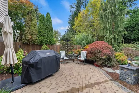 Exterior - 3229 114th St SE, Everett, WA 98208 photo 1 of 10