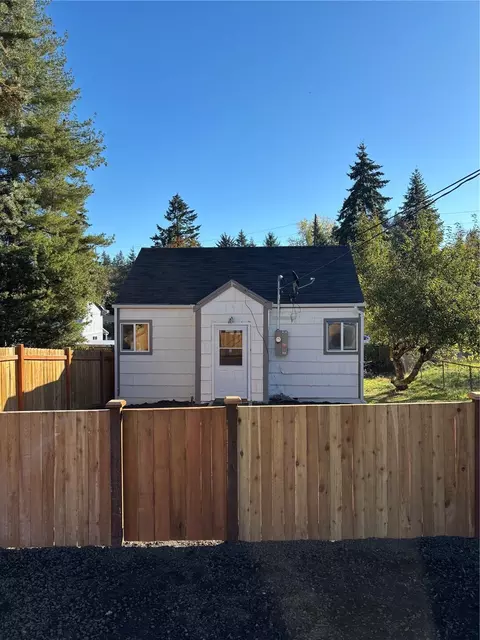 1431 Garrison Ave, Port Orchard, WA 98366