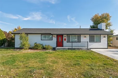 857 N Vista Dr, Moses Lake, WA 98837