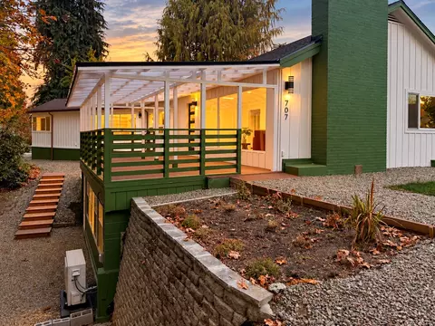 707 E Seventh St, Port Angeles, WA 98362
