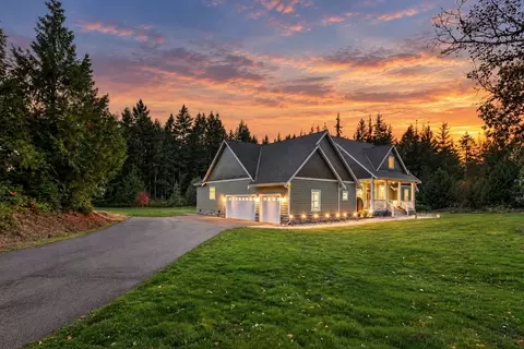6390 SE Tharp Pl, Port Orchard, WA 98367