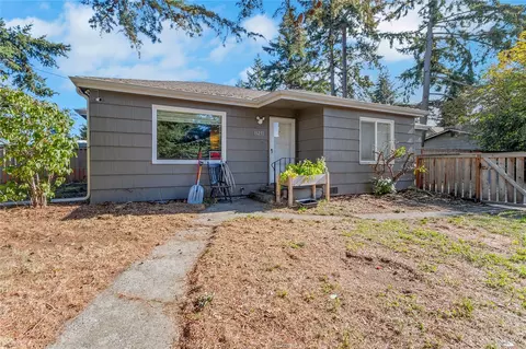 11251 Park Ave S, Tacoma, WA 98444
