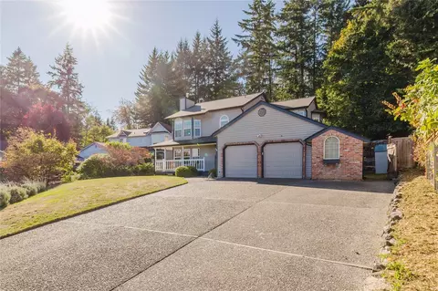 4946 NW 82nd St, Silverdale, WA 98383