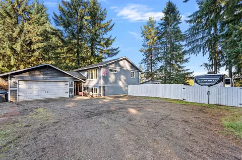 4440 Forest Dr NE, Bremerton, WA 98310