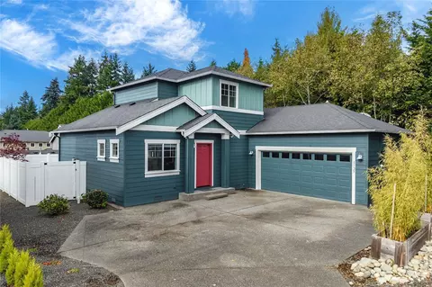 5125 Bering St NW, Gig Harbor, WA 98332