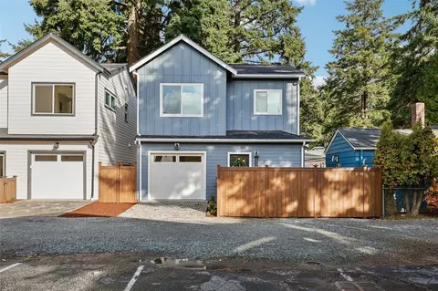 13715 Stone Ave N, Seattle, WA 98133