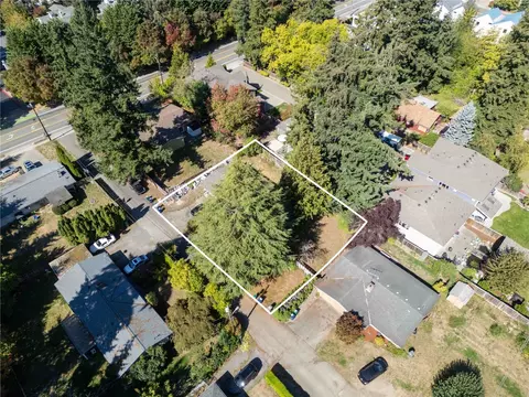 12420 NE 87th St, Kirkland, WA 98033