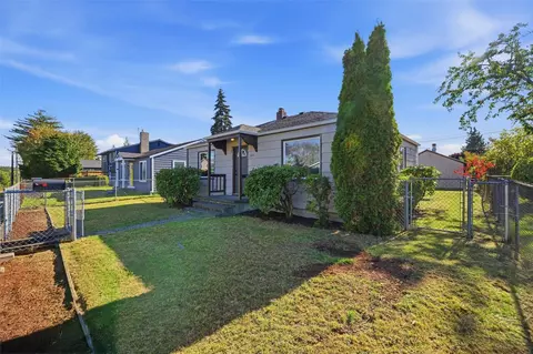 1014 E 56th St, Tacoma, WA 98404