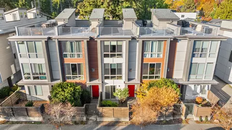 508 N 105th St, Seattle, WA 98133