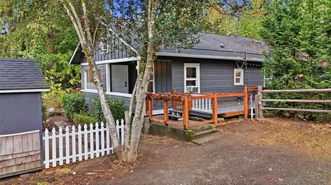 7203 78th Ave NW, Gig Harbor, WA 98335