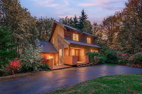9310 Waddell Creek Rd SW, Olympia, WA 98512
