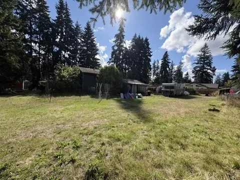 12221 111th Ave E, Puyallup, WA 98374