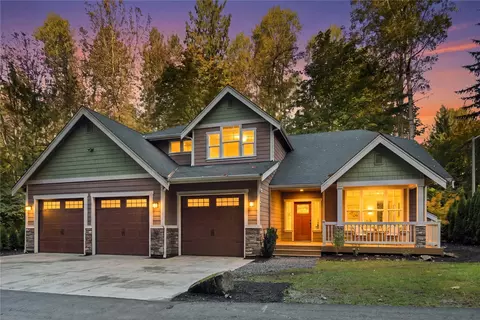 3649 223rd Ave SE, Sammamish, WA 98075