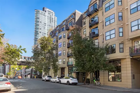 425 Vine St #721, Seattle, WA 98121
