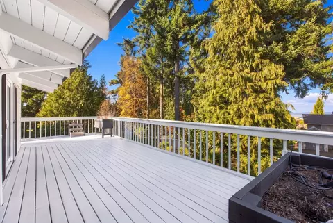 Exterior - 3217 54th St SW, Everett, WA 98203 photo 3 of 11