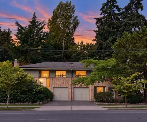13807 Greenwood Ave N, Seattle, WA 98133