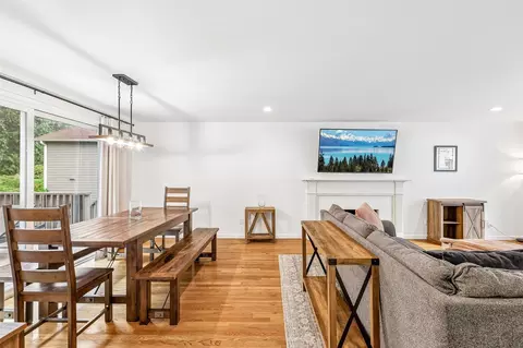 Dining - 9523 NE 198th St, Bothell, WA 98011 photo 1 of 1