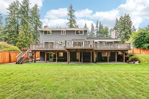 Exterior - 9523 NE 198th St, Bothell, WA 98011 photo 9 of 11