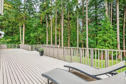 Exterior - 9523 NE 198th St, Bothell, WA 98011 photo 8 of 11