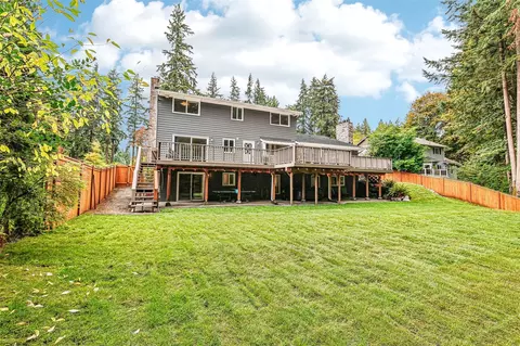 Exterior - 9523 NE 198th St, Bothell, WA 98011 photo 10 of 11