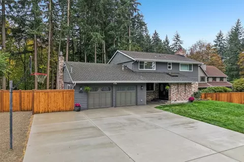 Exterior - 9523 NE 198th St, Bothell, WA 98011 photo 3 of 11