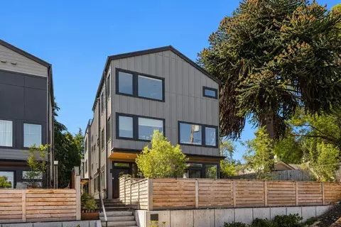 1255 NE 100th St, Seattle, WA 98125
