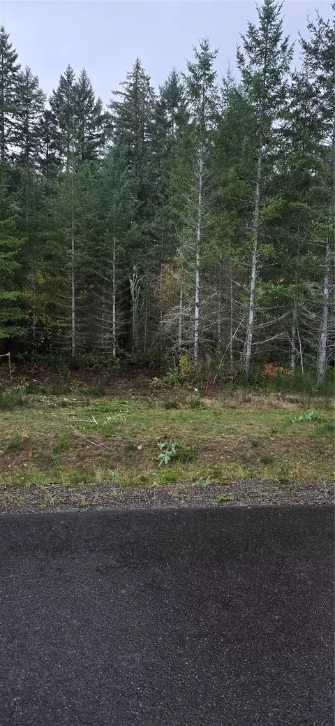 6520 Shadow Creek Ln NE, Olympia, WA 98516