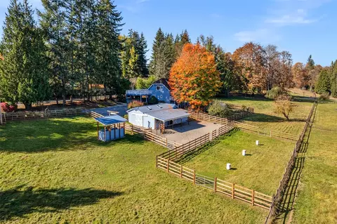 22050 Peter Grubb Rd SE, Renton, WA 98058