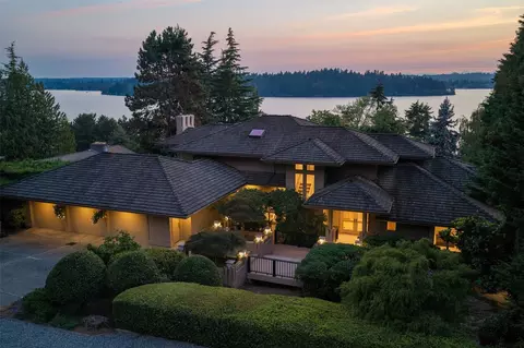 4715 81st Ave SE, Mercer Island, WA 98040