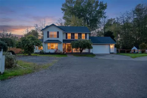 8255 Harborview Rd, Blaine, WA 98230