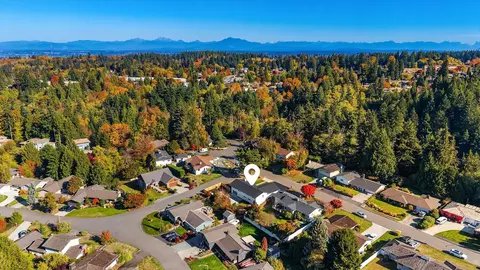 View/Area - 4806 Glenhaven Dr, Everett, WA 98203 photo 5 of 7