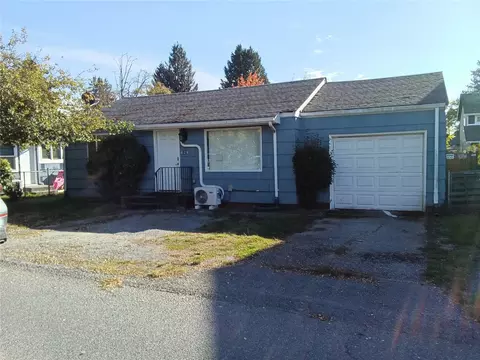 828 E 68th St, Tacoma, WA 98404