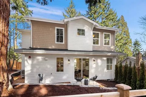 11810 NE 103rd Pl, Kirkland, WA 98033