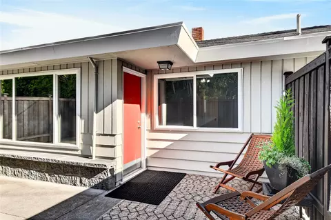 3128 SW Admiral Way, Seattle, WA 98126