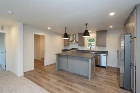 Kitchen - 81 Butterfly Ln, Sequim, WA 98382 photo 5 of 5