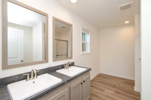 Bath - 81 Butterfly Ln, Sequim, WA 98382 photo 1 of 6
