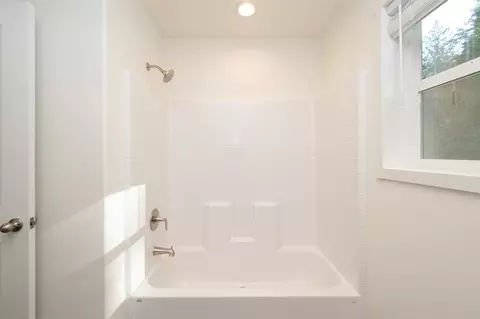 Bath - 81 Butterfly Ln, Sequim, WA 98382 photo 5 of 6