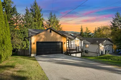 444 E Alder Dr, Sedro Woolley, WA 98284