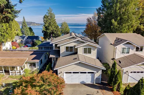 18842 Harris Ave NE, Suquamish, WA 98392