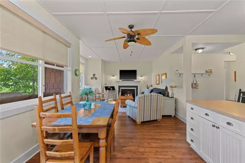 Dining - 102 Barefoot Ln, Oroville, WA 98844 photo 2 of 3