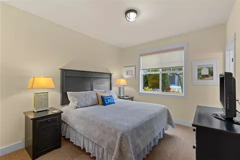 Bedroom - 102 Barefoot Ln, Oroville, WA 98844 photo 2 of 6