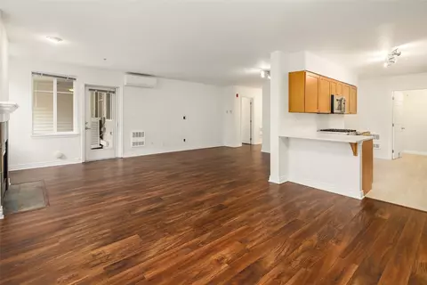 Living - 17432 Bothell Way NE #B101, Bothell, WA 98011 photo 6 of 6