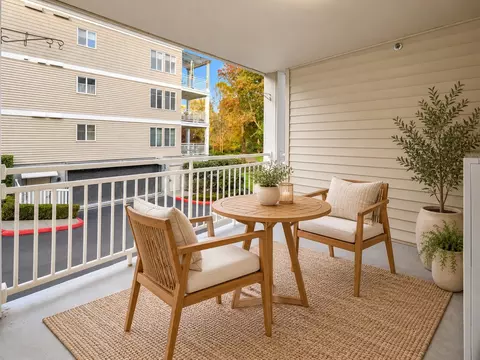 Exterior - 17432 Bothell Way NE #B101, Bothell, WA 98011 photo 2 of 9