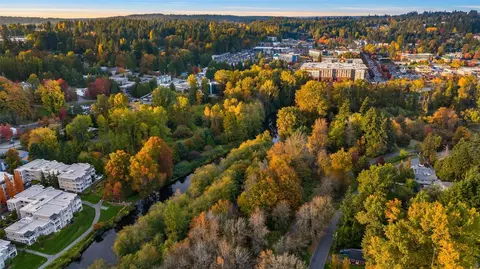 View/Area - 17432 Bothell Way NE #B101, Bothell, WA 98011 photo 4 of 7