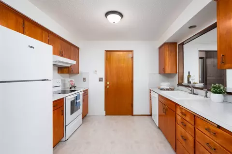 Kitchen - 109 161st St SE, Bothell, WA 98012 photo 1 of 1